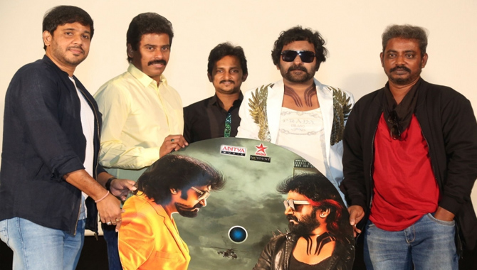 తెలుగులో రజనీ స్టయిల్లో అక్ర‌మ్‌ సురేష్ ‘అక్ర‌మ్‌’ టీజర్ రిలీజ్