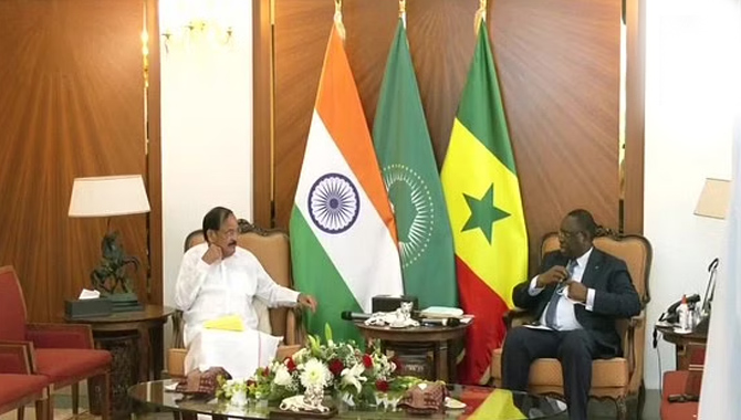 సెనెగల్ అభివృద్ధికి  భారత్ సహకారం : ఉపరాష్ట్రపతి