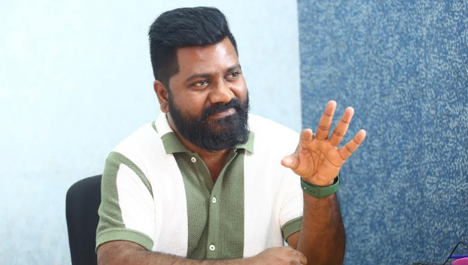 ‘విరాటపర్వం’ చరిత్ర లో దాగిన గొప్ప ప్రేమకథ : దర్శకుడు వేణు ఊడుగుల ‘విరాటపర్వం’ చరిత్ర లో దాగిన గొప్ప ప్రేమకథ : దర్శకుడు వేణు ఊడుగుల