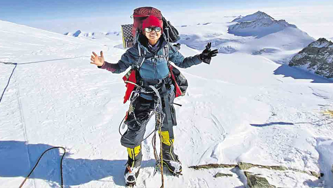 ప్రపంచ రికార్డు సృష్టించిన మాలావత్ పూర్ణ