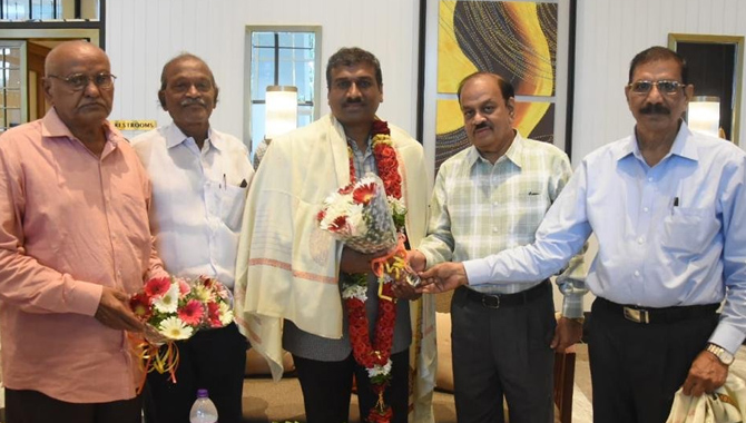 నాట్స్ అధ్యక్షుడు శ్రీ నూతి బాపయ్య చౌదరి కి ఘన సత్కారం..