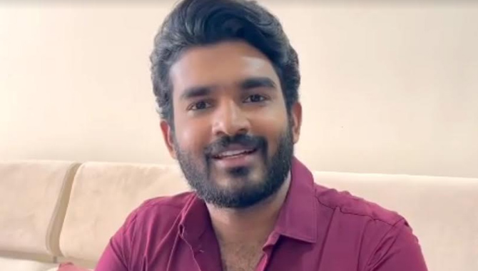 ఫస్ట్ డే ఫస్ట్ షో టికెట్స్ నేను ఫ్రీ గా పంపిస్తా.. నాకు ‘సమ్మతమే’ అన్నకిరణ్ అబ్బవరం నిర్మాత సమ్మతిస్తాడా?