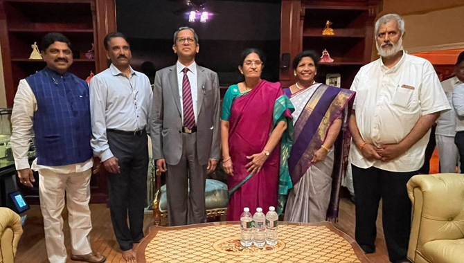 న్యూజెర్సీ లో సుప్రీంకోర్టు ప్రధాన న్యాయమూర్తి శ్రీ రమణ