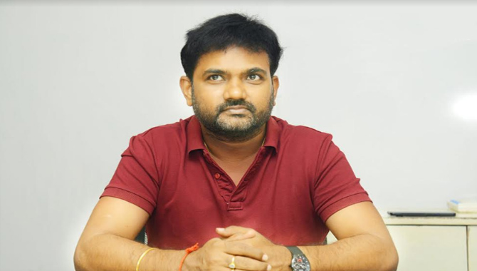 అన్నివిధాలా టైటిల్ జస్టిఫై చేసే సినిమా “పక్కా కమర్షియల్” : దర్శకుడు మారుతి అన్నివిధాలా టైటిల్ జస్టిఫై చేసే సినిమా “పక్కా కమర్షియల్” : దర్శకుడు మారుతి