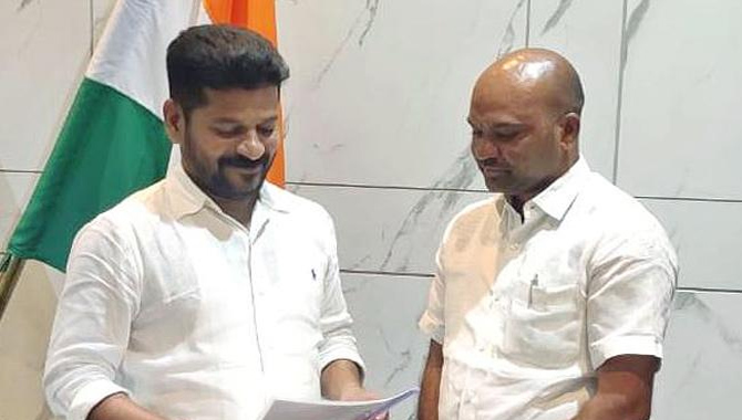 తెలంగాణ పీసీసీ ఎన్నారై సెల్ గల్ఫ్  కన్వీనర్‌గా నరేష్ రెడ్డి