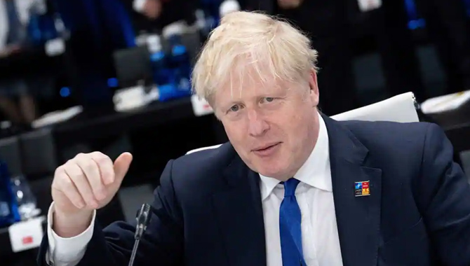 యూరప్ భద్రత, శాంతికి.. రష్యాతోనే