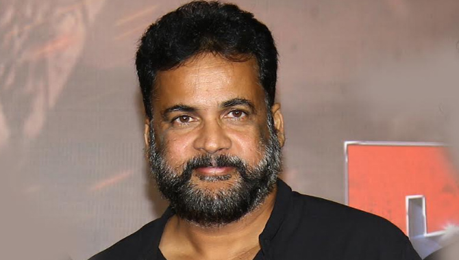 మన భారతదేశం పాలెం బస్సు దగ్గరే ఆగిపోయింది : ‘అల్లూరి’ టీజర్ లాంచ్ ఈవెంట్‌లో మెరిసిన హీరో శివాజీ