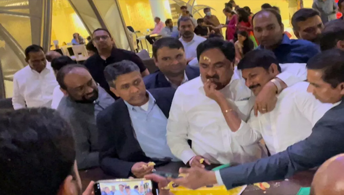 అమెరికాలో మంత్రి ఎర్రబెల్లి జన్మదిన వేడుకలు