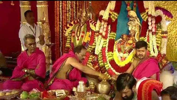 అంగరంగ వైభవంగా బల్కంపేట ఎల్లమ్మ కల్యాణోత్సవం