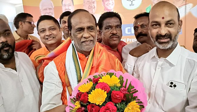 రాజ్యసభ ఎంపీగా లక్ష్మణ్ ప్రమాణ స్వీకారం రాజ్యసభ ఎంపీగా లక్ష్మణ్ ప్రమాణ స్వీకారం