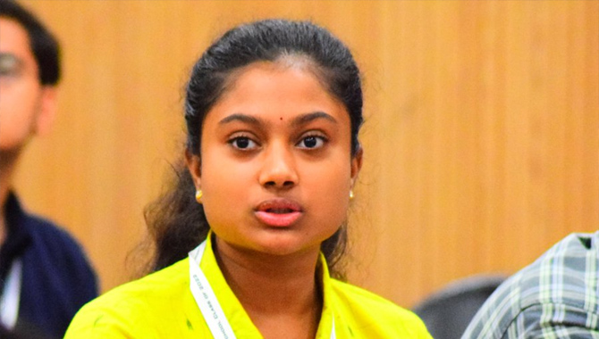 హైదరాబాదీ బాలికకు రూ.2.7 కోట్ల స్కాలర్‌షిప్‌