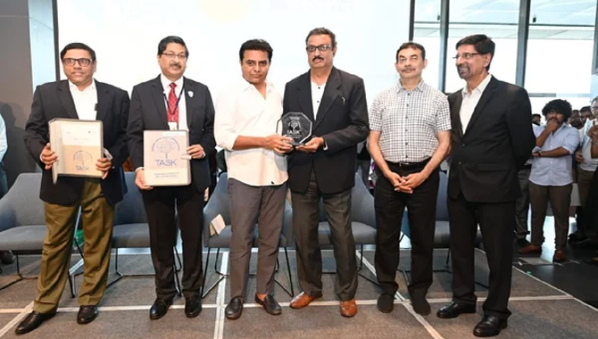 ఒకే రోజు 53 సంస్థలతో తెలంగాణ ఒప్పందాలు ఒకే రోజు 53 సంస్థలతో తెలంగాణ ఒప్పందాలు