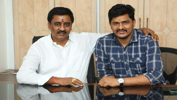 రమ్యకృష్ణ తర్వాత యాక్షన్ లుక్‌ విషయానికి వస్తే మాకు అనసూయ యాప్ట్ అనిపించింది : ‘దర్జా’ నిర్మాతలు