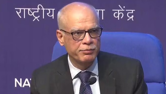 ఐటీ రిటర్నులకు గడువు పెంచేది లేదు : కేంద్రం