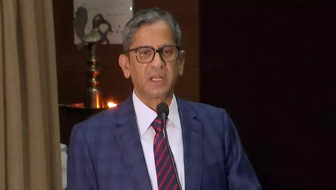 ఎలక్ట్రానిక్, సోషల్ మీడియాపై…జస్టిస్ ఎన్వీ రమణ సంచలన వ్యాఖ్యలు