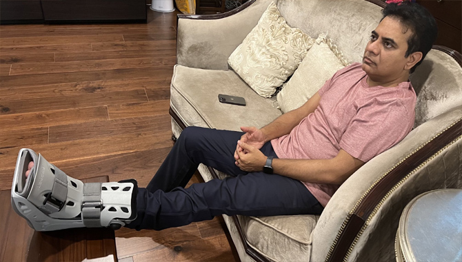 మంత్రి  కేటీఆర్‌కు గాయం…మూడు వారాల పాటు విశ్రాంతి