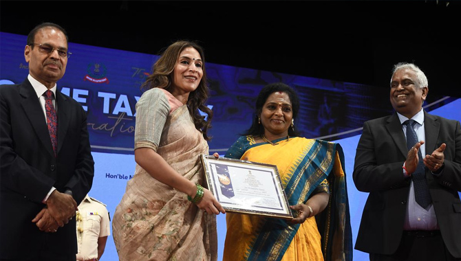 సూపర్ స్టార్  రజనీకాంత్‌కు అరుదైన గౌరవం