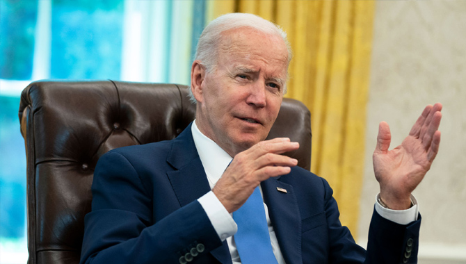 ఆర్థిక మాంద్యం దిశగా అమెరికా