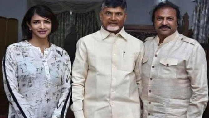 చంద్రబాబును కలిసిన  మోహన్‌ బాబు .. ఏపీ రాజకీయాల్లో