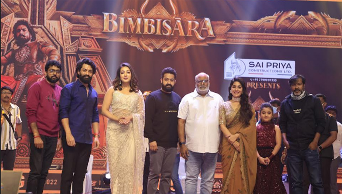 ‘బింబిసార’ సినిమాకు కళ్యాణ్ రామన్న తప్ప మరొకరు న్యాయం చేయలేరు.. ఎన్టీఆర్‌