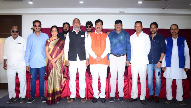 షూటింగ్స్ నిలిపేసే ప్ర‌స‌క్తే లేదుః టియ‌ఫ్‌సీసీ ఛైర్మ‌న్ డా.ప్ర‌తాని రామ‌కృష్ణ గౌడ్‌