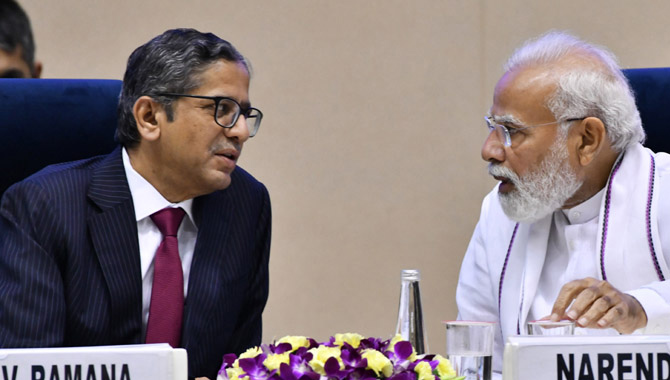 జిల్లా న్యాయవ్యవస్థను బలోపేతం చేయాలి : జస్టిస్ ఎన్వీ రమణ