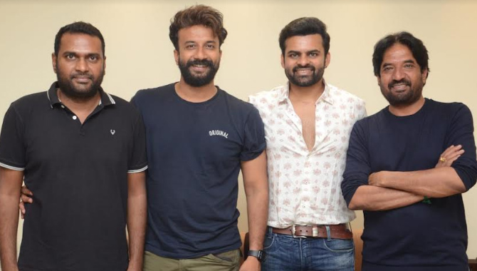 ‘కృష్ణమ్మ’ చిత్రంలో ఇన్టెన్స్ అండ్ టెరిఫిక్ అవతార్లో మెప్పిస్తోన్న సత్యదేవ్ ‘కృష్ణమ్మ’ చిత్రంలో ఇన్టెన్స్ అండ్ టెరిఫిక్ అవతార్లో మెప్పిస్తోన్న సత్యదేవ్