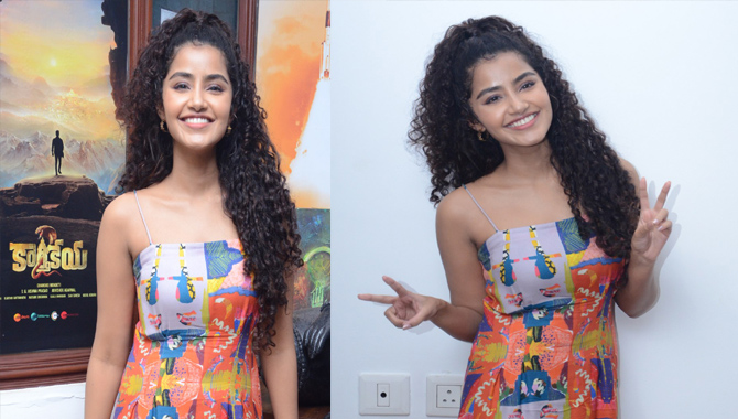 ఛాలెంజ్ విసిరే పాత్రల కోసం చూస్తున్నా – అనుపమ పరమేశ్వరన్ ఛాలెంజ్ విసిరే పాత్రల కోసం చూస్తున్నా – అనుపమ పరమేశ్వరన్