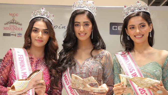 ఇనార్బిట్ మాల్‌లోని సెంట్రో గ్రాండే లో మిస్ ఇండియా 2022