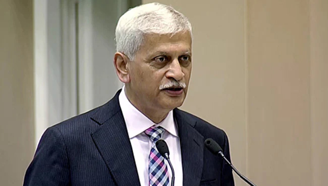 జస్టిస్ యూయూ లలిత్ కీలక వ్యాఖ్యలు..విమర్శలకు