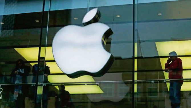 యాపిల్ కీలక నిర్ణయం.. 100 మంది ఉద్యోగులను