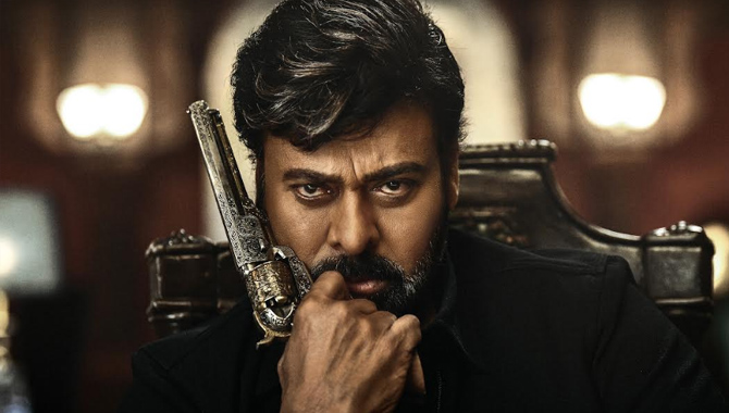 మెగాస్టార్ చిరంజీవి బర్త్ డే  ట్రీట్ ‘గాడ్ ఫాదర్’ తెలుగు, హిందీలో టీజర్ విడుదల