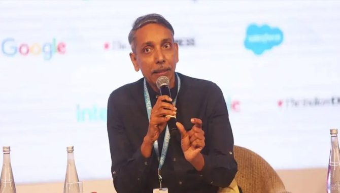 విదేశీ విద్యార్థులకు 25 శాతం : యూజీసీ చైర్మన్