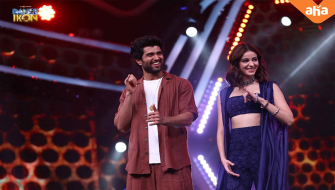 డ్యాన్స్ ఐకాన్ లాంచ్ ఎపిసోడ్ కు ముఖ్య అథితులుగా విజయ్ దేవరకొండ, అనన్య పాండే