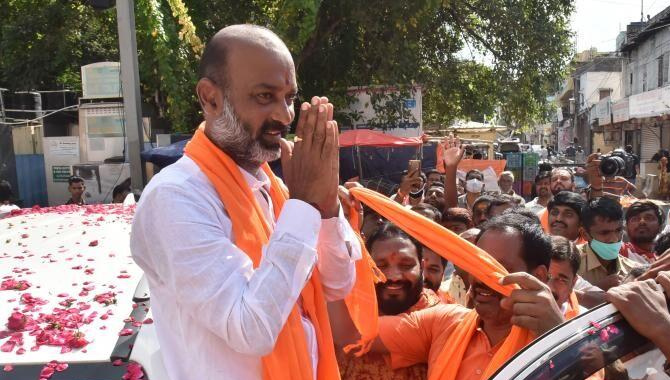 బండి సంజయ్ పాదయాత్రకు… హైకోర్టు గ్రీన్ సిగ్నల్