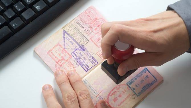 దుబాయ్ వెళ్లాలనుకునే భారతీయులకు శుభవార్త దుబాయ్ వెళ్లాలనుకునే భారతీయులకు శుభవార్త