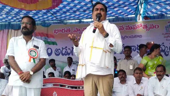 రాష్ట్రంలోనే రెండో అతిపెద్ద జాతీయ జెండా.. ఆవిష్కరణ