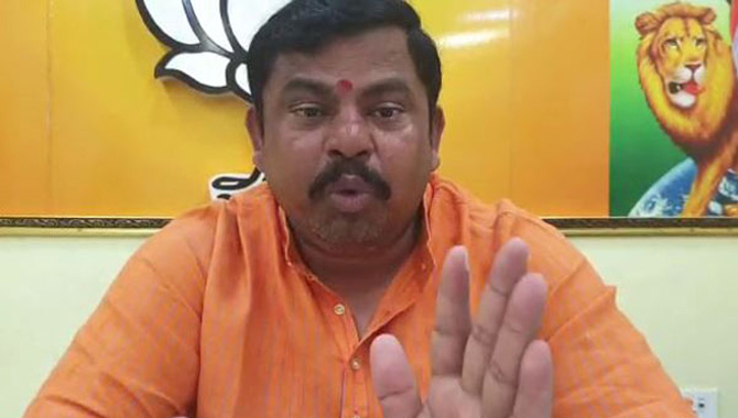 ఎమ్మెల్యే రాజాసింగ్ కు మరికొంత సమయం ఇవ్వండి