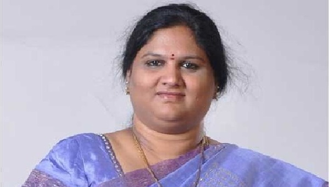 మాజీ ఎంపీ కొత్తపల్లి గీతను… అరెస్ట్ చేసిన సీబీఐ