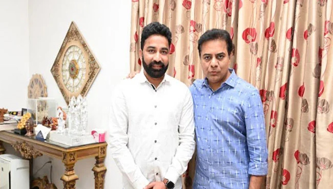 టీఆర్ఎస్ శాఖలు ఎన్నారైలకు అండగా ఉండాలి