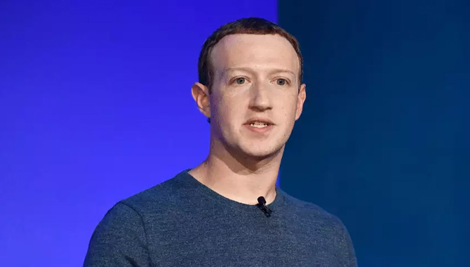 జుకర్బర్గ్ కు భారీ షాక్…కంపెనీ చరిత్రలో ఇదే తొలిసారి జుకర్బర్గ్ కు భారీ షాక్…కంపెనీ చరిత్రలో ఇదే తొలిసారి