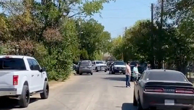 టెక్సస్ లో కాల్పుల కలకలం.. ఒకే ఇంట్లో