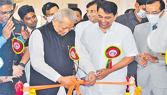 ప్రపంచానికే భారత్ ఆదర్శం : గవర్నర్ విశ్వభూషణ్