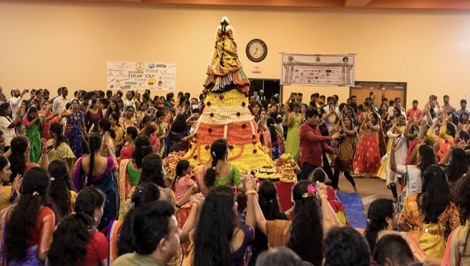 కన్సాస్‌ నగరంలో ఘనంగా బతుకమ్మ వేడుకలు