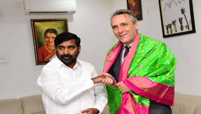 మంత్రి జగదీశ్ రెడ్డితో బ్రిటిష్ డిప్యూటీ హైకమిషనర్ భేటీ