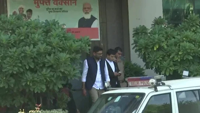 అసెంబ్లీ ఎన్నికలకు ముందు ఆప్ కు షాక్