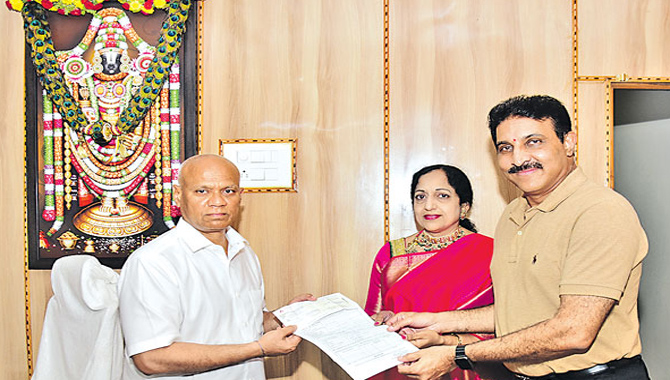 శ్రీబాలాజీ ఆరోగ్య వరప్రసాదినికి ప్రవాస భారతీయుడు విరాళం