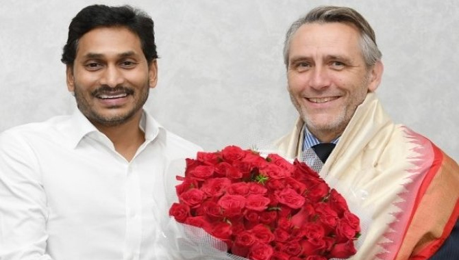 సీఎం జగన్ ను కలిసిన బ్రిటిష్ డిప్యూటీ హై కమిషనర్