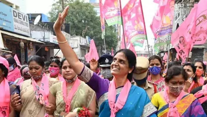 ఆ పార్టీకి ఓటేస్తే మీటర్లు పెట్టొచ్చు