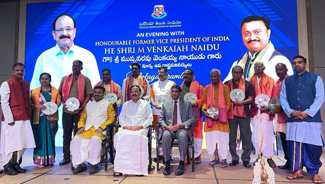 తెలుగు భాషాభిమానిగా జీవితంలో మరపురాని సందర్భం – ముప్పవరపు వెంకయ్యనాయుడు